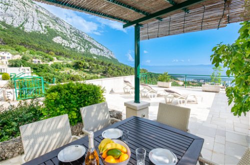 Photo 8 - Maison de 4 chambres à Makarska avec piscine privée et vues à la mer