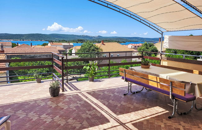 Apartamento de 3 quartos em Sveti Filip i Jakov com jardim e terraço - Foto 14