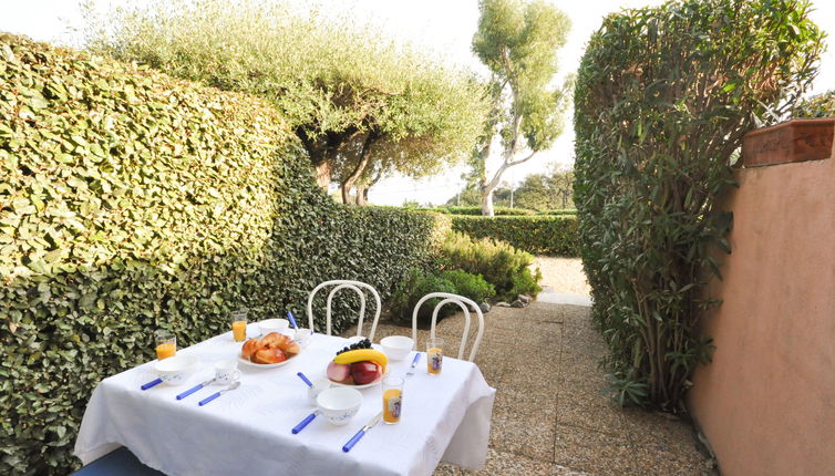 Photo 1 - Apartment in Cavalaire-sur-Mer with terrace and sea view