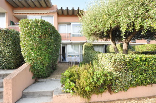 Foto 14 - Apartment in Cavalaire-sur-Mer mit terrasse und blick aufs meer