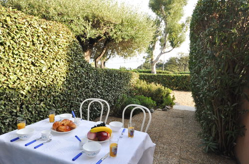 Photo 13 - Apartment in Cavalaire-sur-Mer with terrace