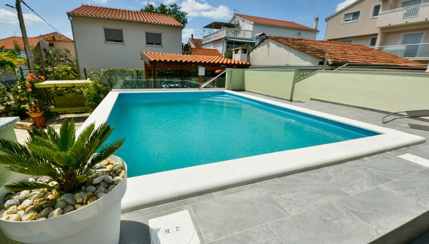 Casa de 5 quartos em Sukošan com piscina privada e jardim - Foto 3