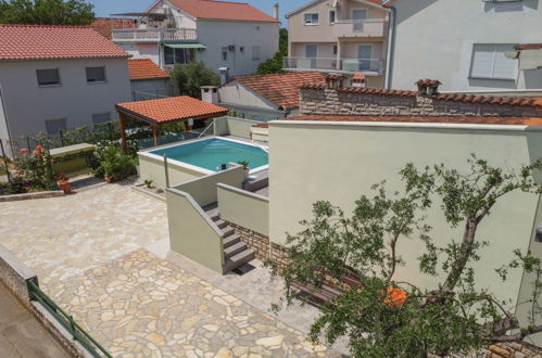 Photo 27 - Maison de 4 chambres à Sukošan avec piscine privée et jardin