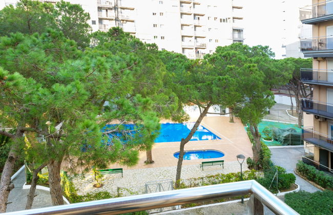 Apartamento de 3 quartos em Blanes com piscina e jardim - Foto 5