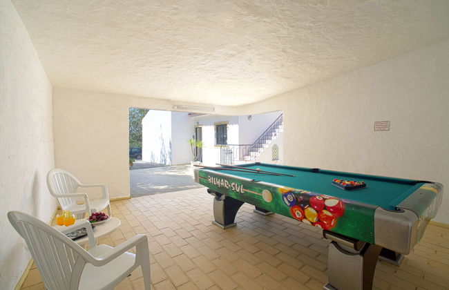 4 bedroom House in Albufeira with private pool and garden - Photo 3