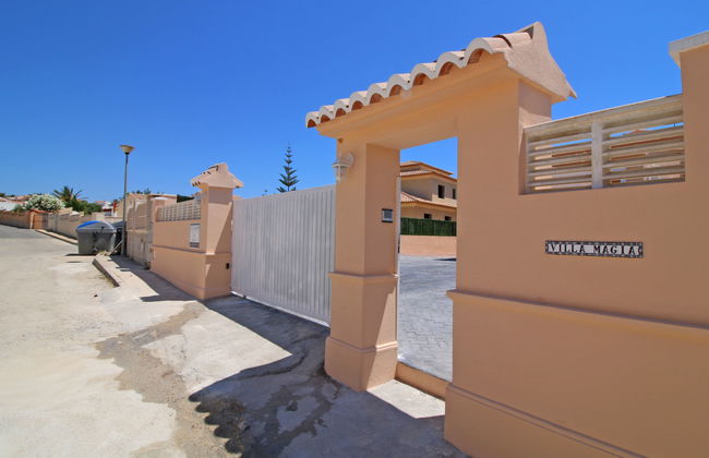 Casa de 9 quartos em Calp com piscina privada e jardim - Foto 38