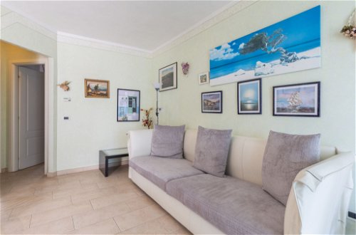 Photo 6 - Appartement de 2 chambres à Riva Ligure avec jardin et vues à la mer