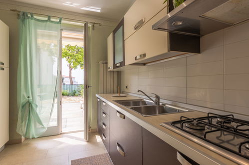 Foto 8 - Apartamento de 2 quartos em Riva Ligure com jardim e terraço