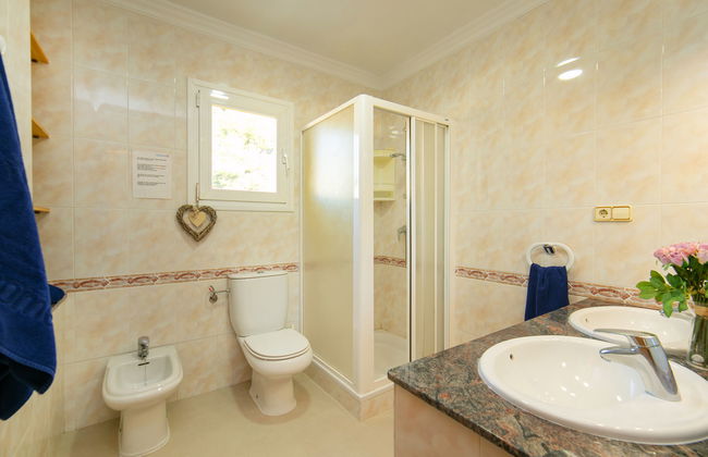 Casa de 7 quartos em Calp com piscina privada e jardim - Foto 22