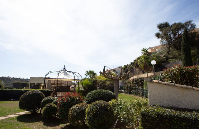 Casa de 4 quartos em La Londe-les-Maures com piscina e jardim - Foto 30