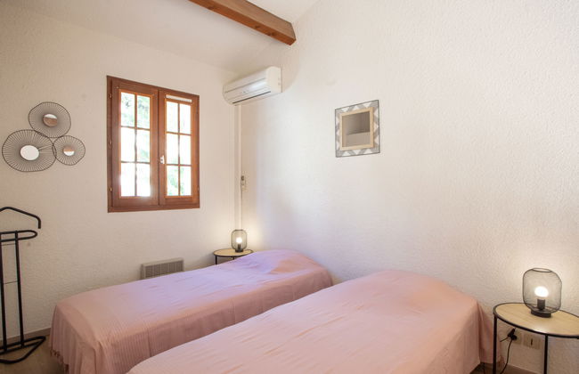 Casa de 4 quartos em La Londe-les-Maures com piscina e jardim - Foto 16
