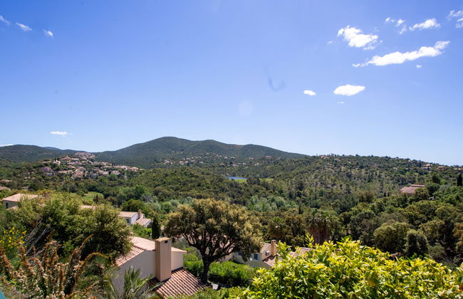 Casa de 4 quartos em La Londe-les-Maures com piscina e jardim - Foto 28
