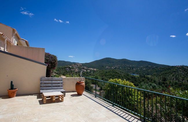 Casa de 4 quartos em La Londe-les-Maures com piscina e jardim - Foto 21