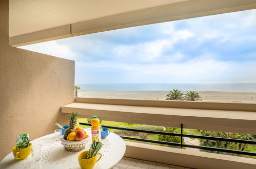 Photo 1 - 1 bedroom Apartment in Canet-en-Roussillon with terrace and sea view