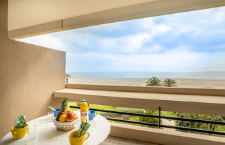 Foto 1 - Appartamento con 1 camera da letto a Canet-en-Roussillon con terrazza e vista mare