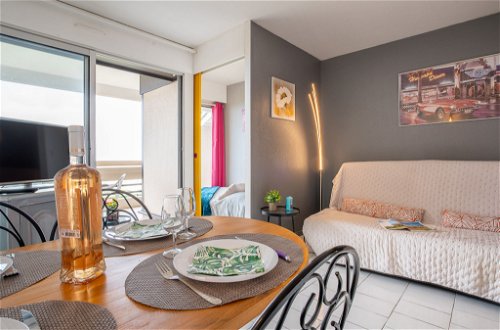 Foto 10 - Appartamento con 1 camera da letto a Canet-en-Roussillon con terrazza e vista mare