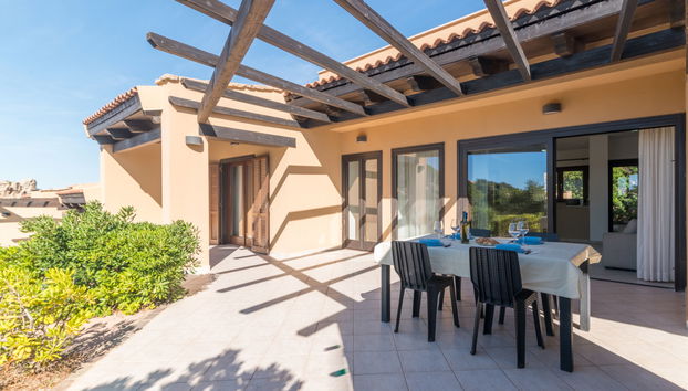 4 bedroom House in Trinità d'Agultu e Vignola with swimming pool and garden - Photo 3