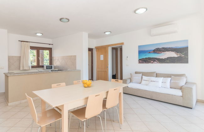 Casa de 4 quartos em Trinità d'Agultu e Vignola com piscina e jardim - Foto 7