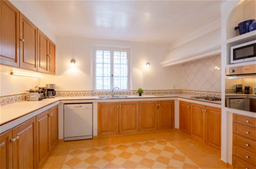 Photo 18 - 3 bedroom House in Sainte-Maxime with private pool and sea view