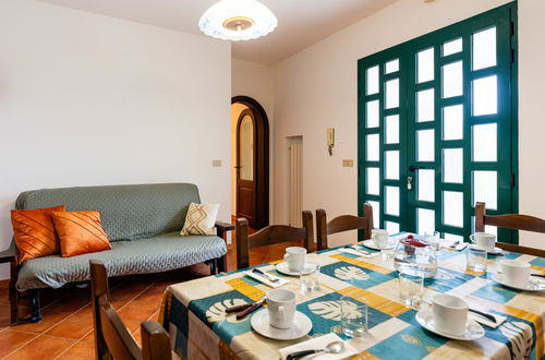 Photo 4 - 2 bedroom Apartment in Diano Castello with swimming pool and garden