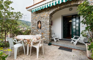 Foto 1 - Appartamento con 2 camere da letto a Diano Castello con piscina e giardino