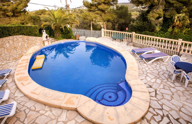 Casa de 4 quartos em Jávea com piscina privada e jardim - Foto 29