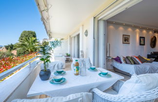 Foto 3 - Apartamento de 2 habitaciones en Cannes con jardín y vistas al mar