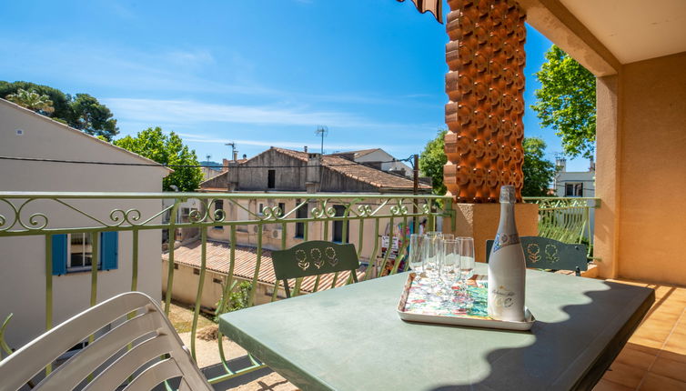 Photo 1 - 2 bedroom Apartment in Saint-Cyr-sur-Mer with terrace