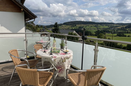 Photo 1 - Appartement de 2 chambres à Bernau im Schwarzwald avec terrasse et vues sur la montagne