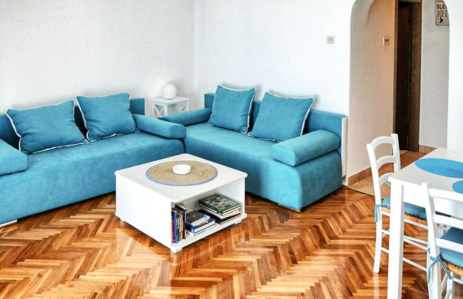 Apartamento de 2 quartos em Novi Vinodolski com terraço - Foto 6