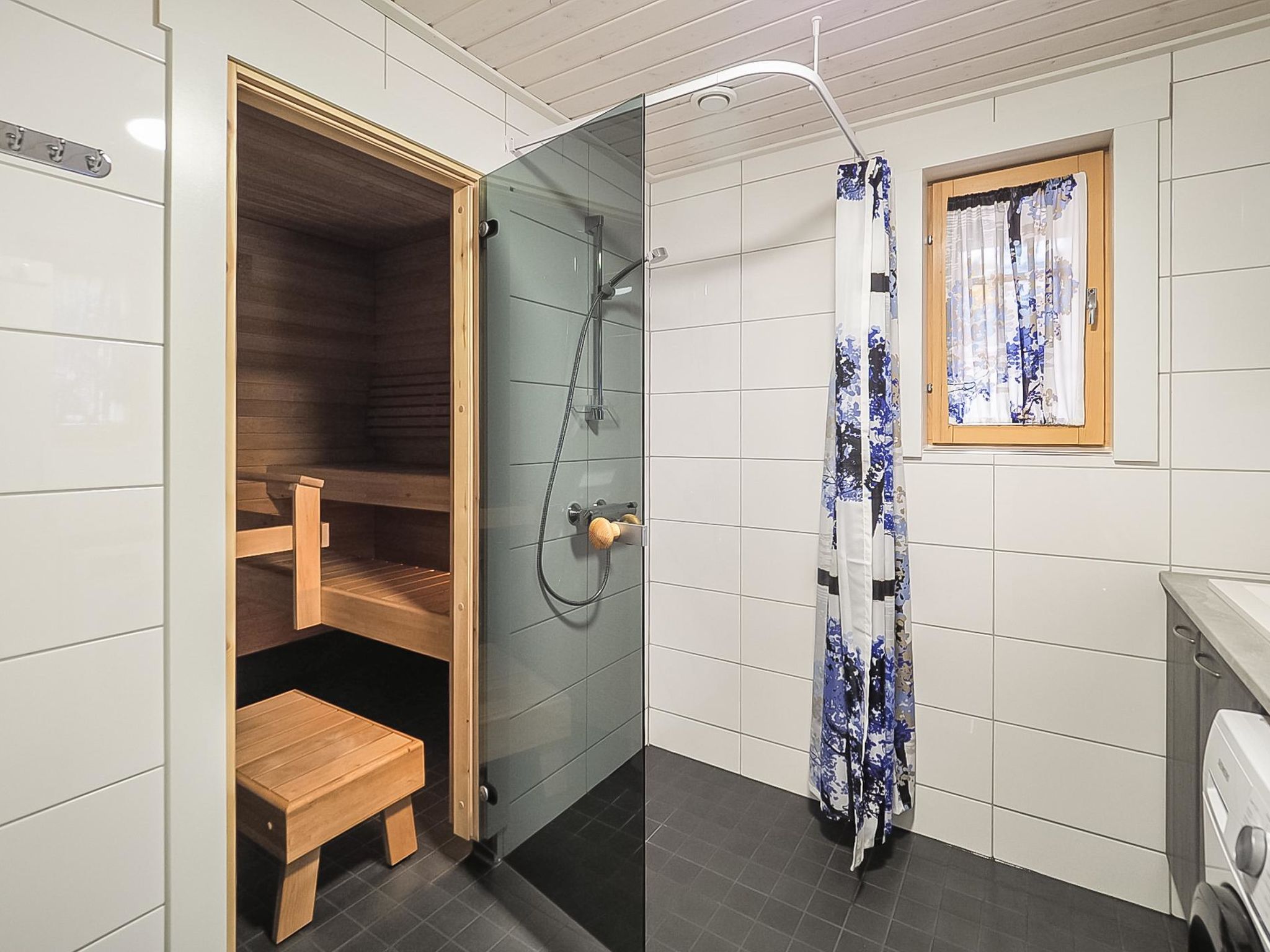 Foto 23 - Casa con 4 camere da letto a Kittilä con sauna e vista sulle montagne