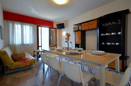 Photo 3 - Appartement de 3 chambres à San Michele al Tagliamento avec jardin et terrasse