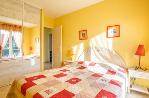 Photo 12 - Maison de 3 chambres à Roquebrune-sur-Argens avec piscine privée et vues à la mer
