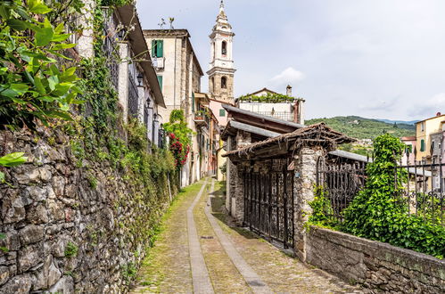 Foto 19 - Casa de 3 quartos em Dolcedo com jardim e terraço