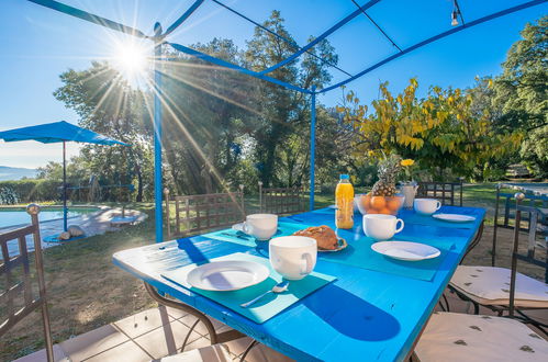 Foto 5 - Casa con 1 camera da letto a La Garde-Freinet con piscina privata e giardino