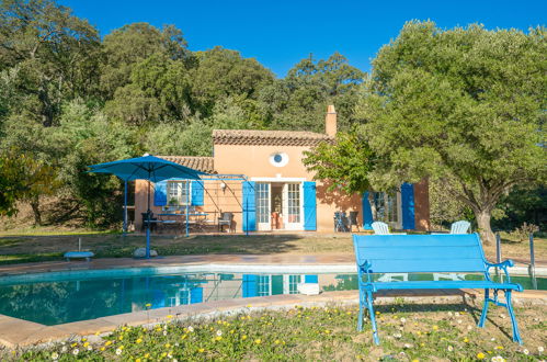 Foto 36 - Casa con 1 camera da letto a La Garde-Freinet con piscina privata e terrazza