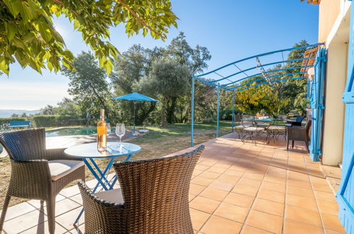 Photo 22 - Maison de 1 chambre à La Garde-Freinet avec piscine privée et terrasse