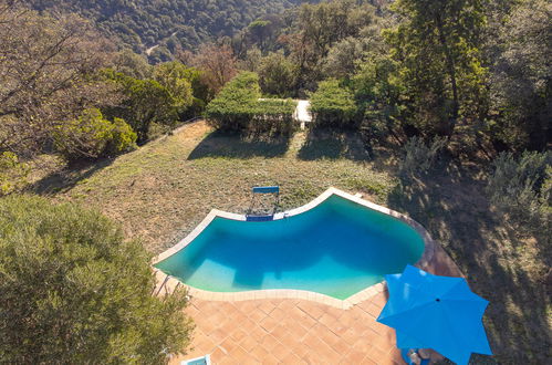 Foto 33 - Haus mit 1 Schlafzimmer in La Garde-Freinet mit privater pool und garten