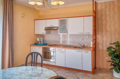 Foto 8 - Apartamento de 1 quarto em Zadar com jardim e terraço