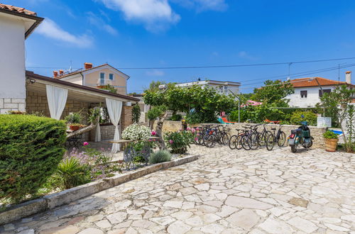 Photo 17 - 1 bedroom Apartment in Umag with swimming pool and garden
