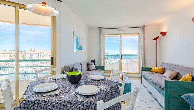 2 bedroom Apartment in Fréjus with swimming pool and terrace - Photo 3