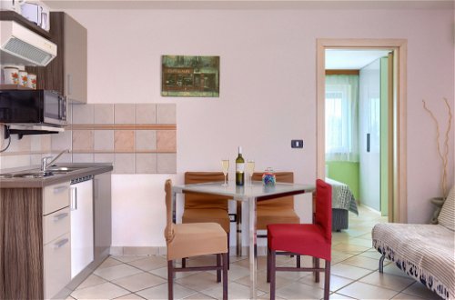 Photo 17 - 1 bedroom Apartment in Umag with swimming pool and sea view