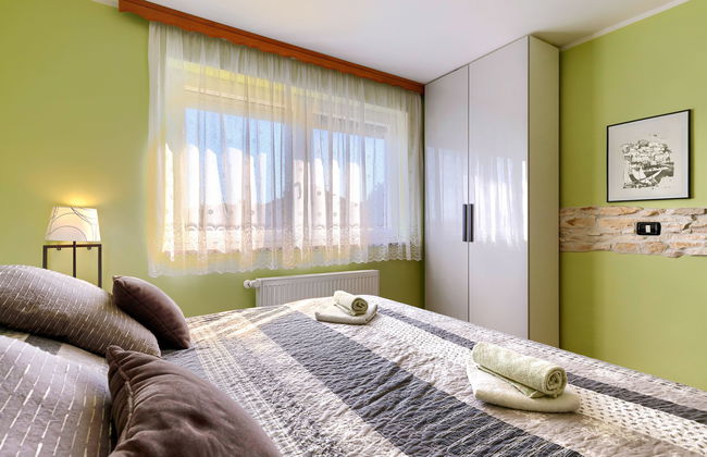 Apartamento de 2 quartos em Umag com piscina e jardim - Foto 18