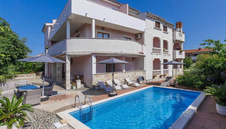 Photo 1 - Appartement de 1 chambre à Rovinj avec piscine et vues à la mer