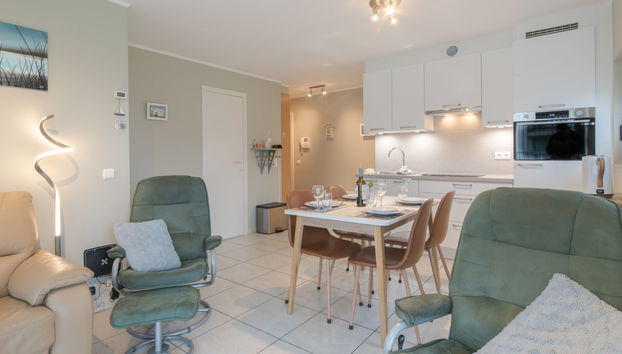 Apartamento de 2 quartos em Bredene com piscina e jardim - Foto 2