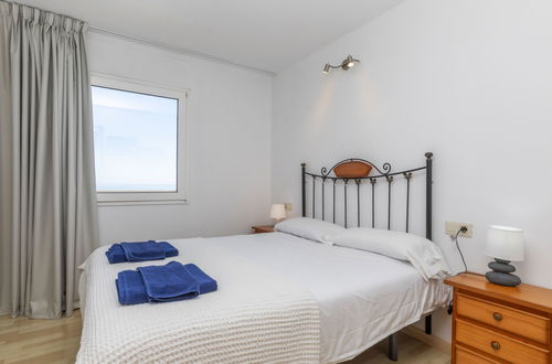 Foto 13 - Apartment mit 3 Schlafzimmern in Blanes mit schwimmbad