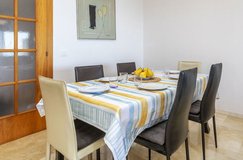 Foto 11 - Apartment mit 3 Schlafzimmern in Blanes mit schwimmbad