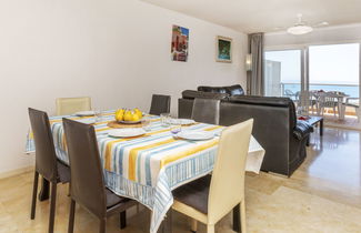 Foto 3 - Apartment mit 3 Schlafzimmern in Blanes mit schwimmbad