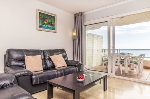 Foto 6 - Apartamento de 3 quartos em Blanes com piscina