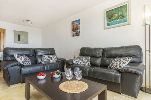 Foto 10 - Apartment mit 3 Schlafzimmern in Blanes mit schwimmbad